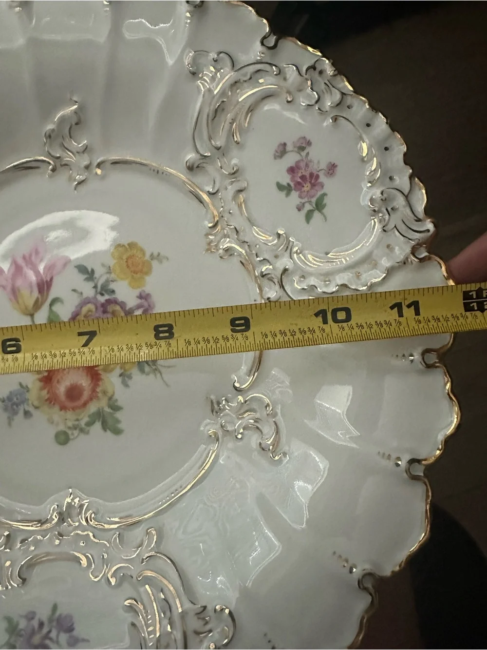 Antique Meissen White Floral Porcelain Cabinet Display Collectors Plate Gold 24k